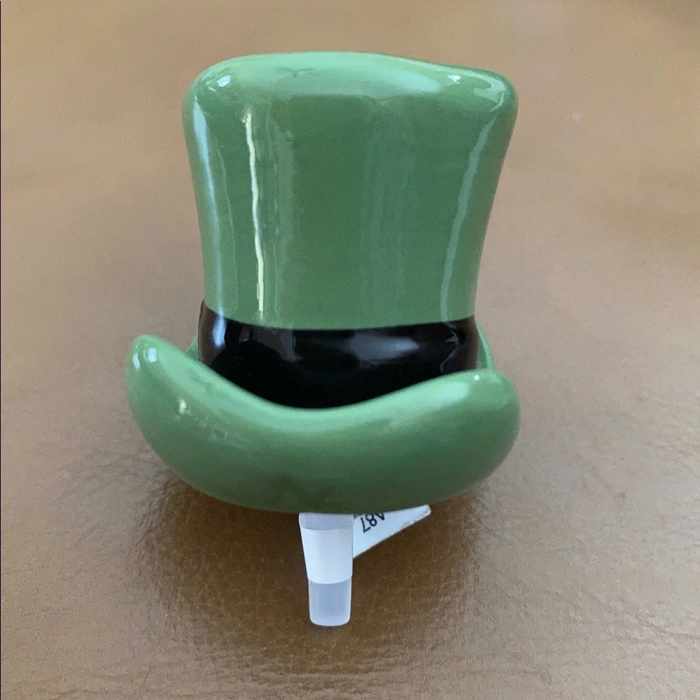 Nora Fleming Leprechaun Hat Saint Patrick’s Day Mini Spot ‘O Irish New